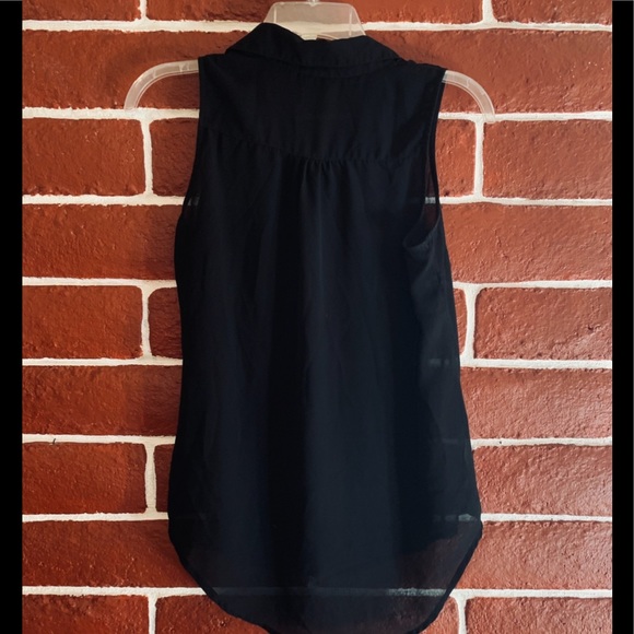 Black Button Up Collar No Sleeve Top - Picture 3 of 3